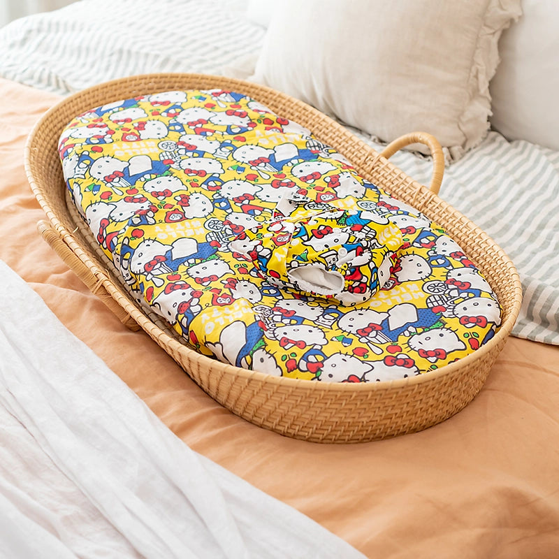 Hello Kitty Time Change Pad/Bassinet Sheet