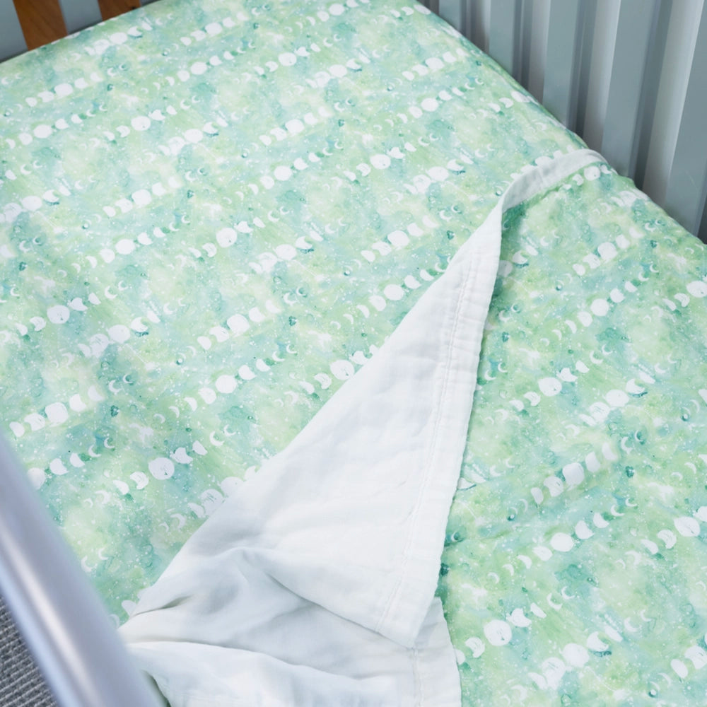 Baby Bassinet Blanket - Tidal Moon.