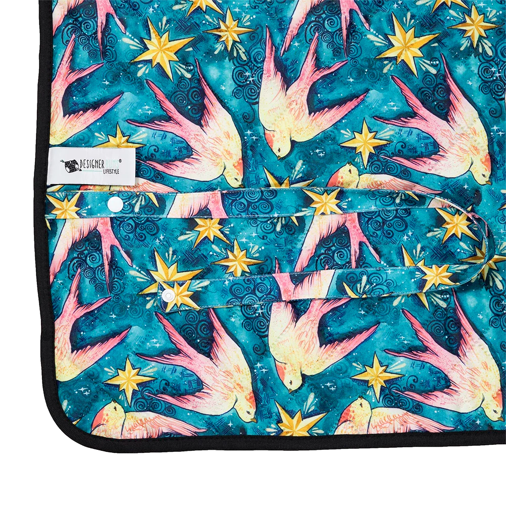 Star Swallows Picnic Mat